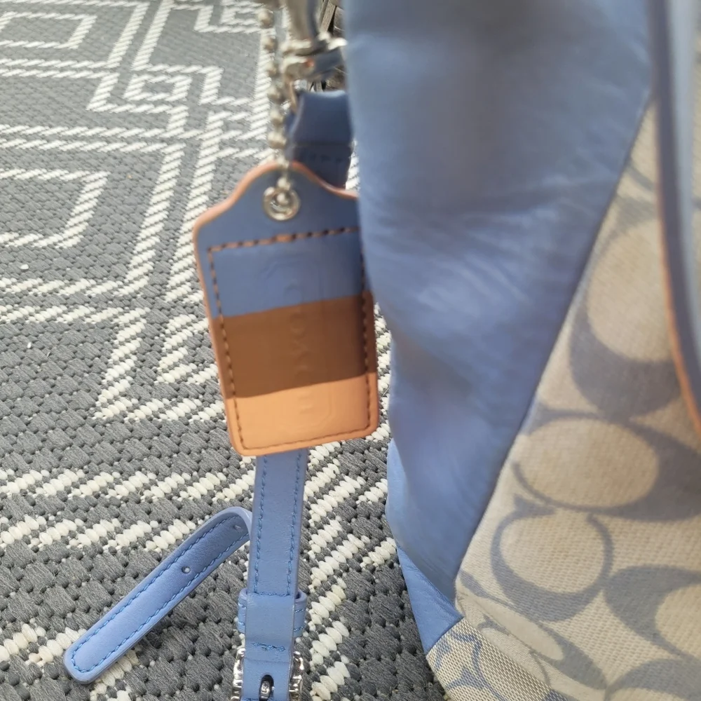 Vintage Coach Signature weekend Tote Bag - Picture 8 of 8